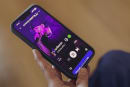Vi bruger flere og flere penge på at streame musik, men mange musikere kan ikke leve af det